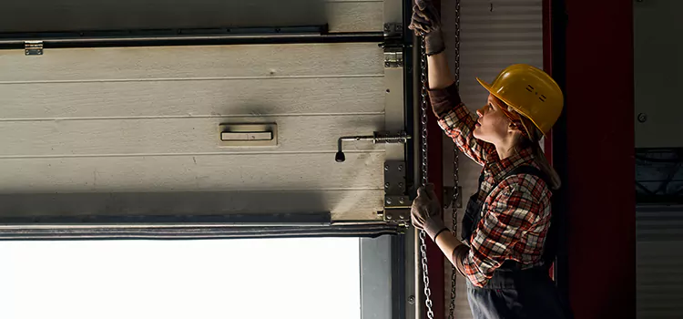 Addressing Common Garage Door Stoppage Issues in Center Point, AL