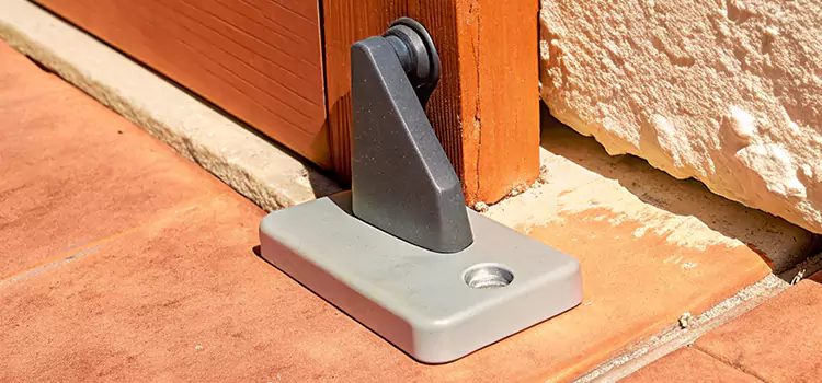 Aesthetic Door Stop Selection Center Point