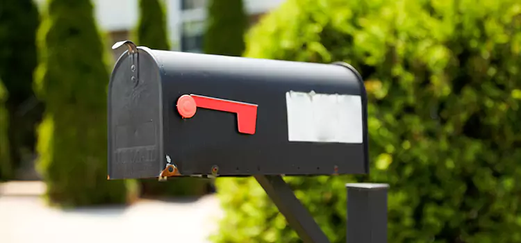 Secure Mailboxes for Packages Center Point